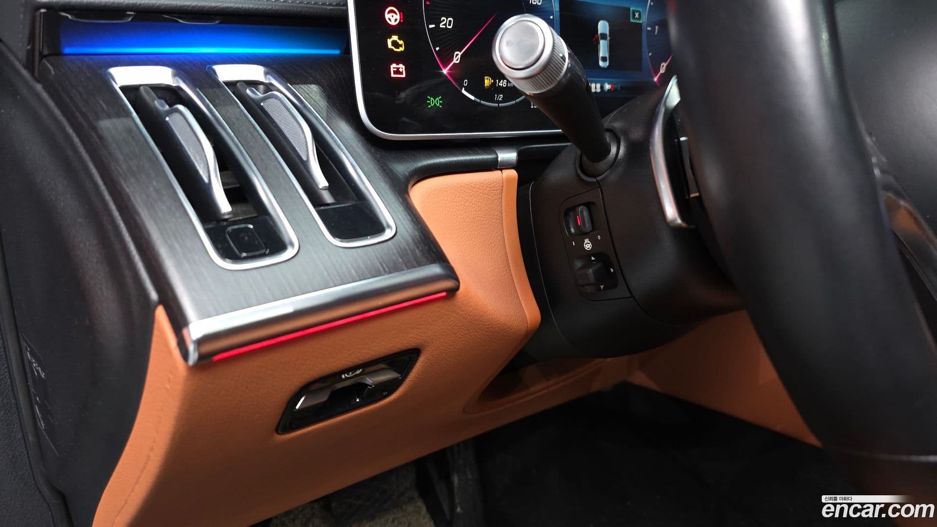 Main__Slider__Photo:S-Class Mercedes-Benz 2022.3-26