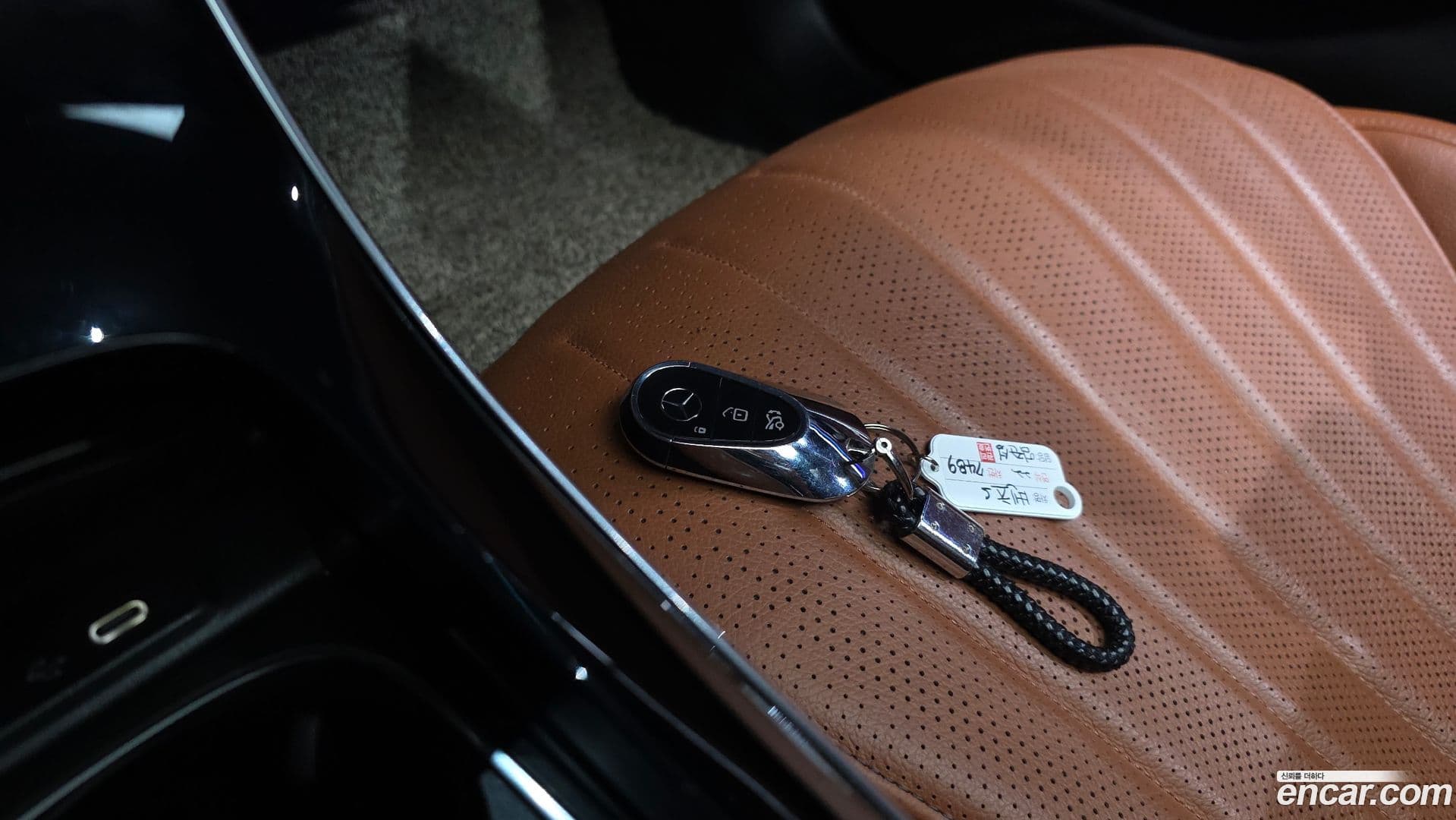 Main__Slider__Photo:S-Class Mercedes-Benz 2022.3-29