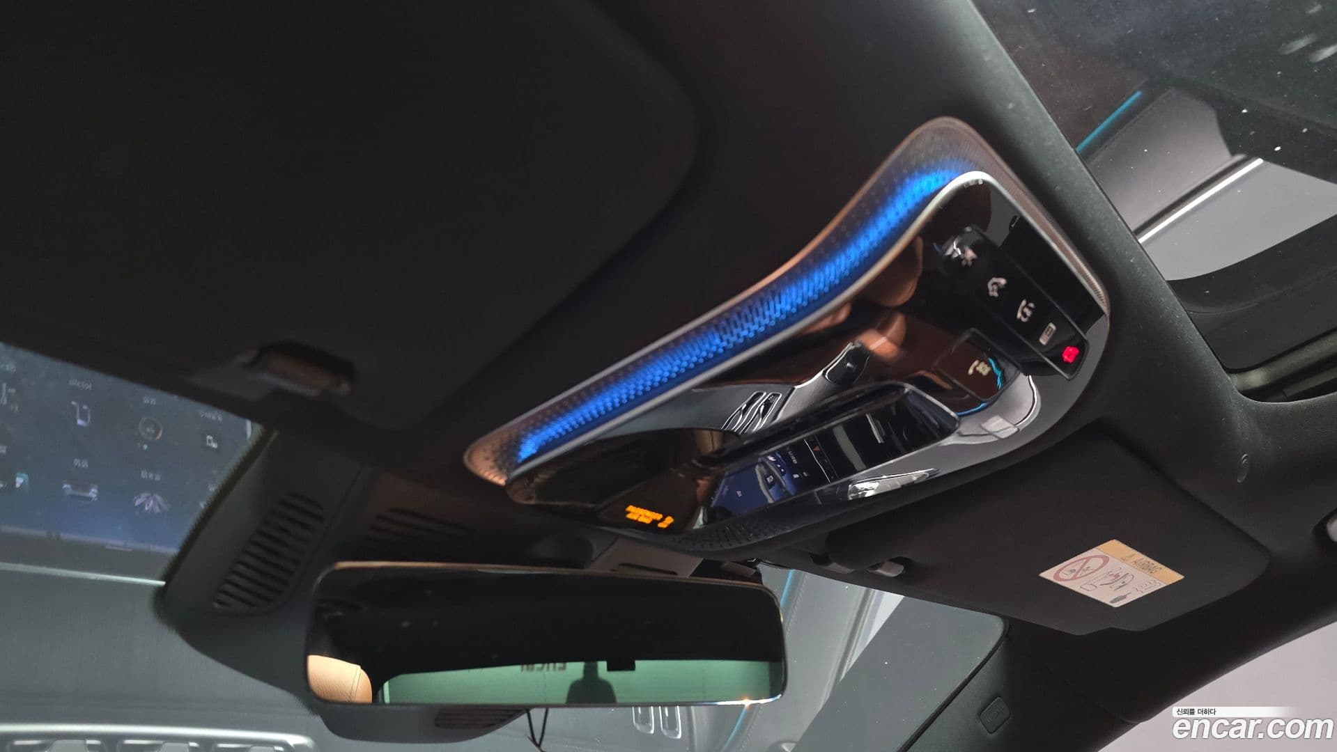 Main__Slider__Photo:S-Class Mercedes-Benz 2022.3-30