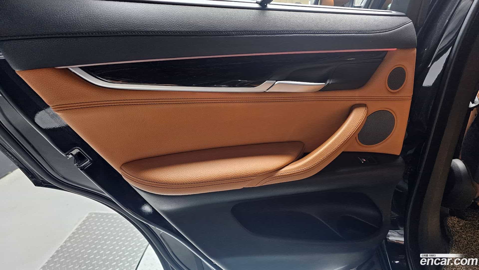 X6 BMW 2017.10-INNER-035