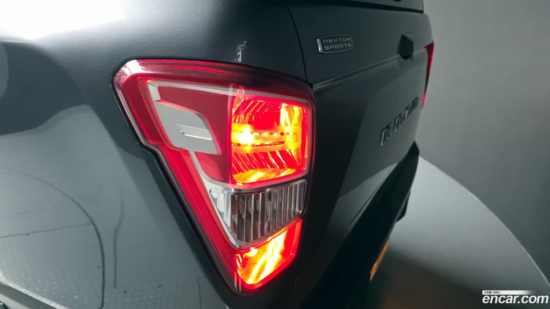 Rexton KG Mobility 2019.0-OUTER-033