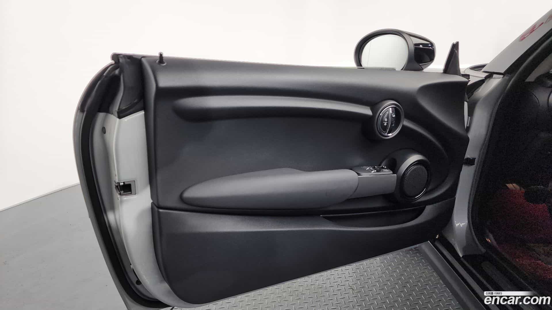 Cooper Mini 2019.11-INNER-034