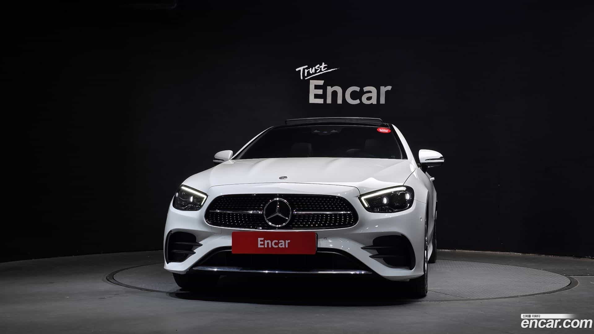 E-Class Mercedes-Benz 2022.4-OUTER-003