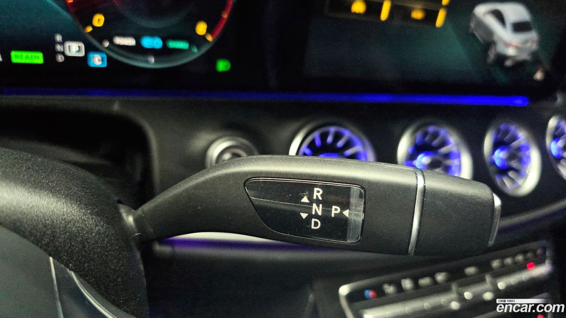 Main__Slider__Photo:E-Class Mercedes-Benz 2022.4-8