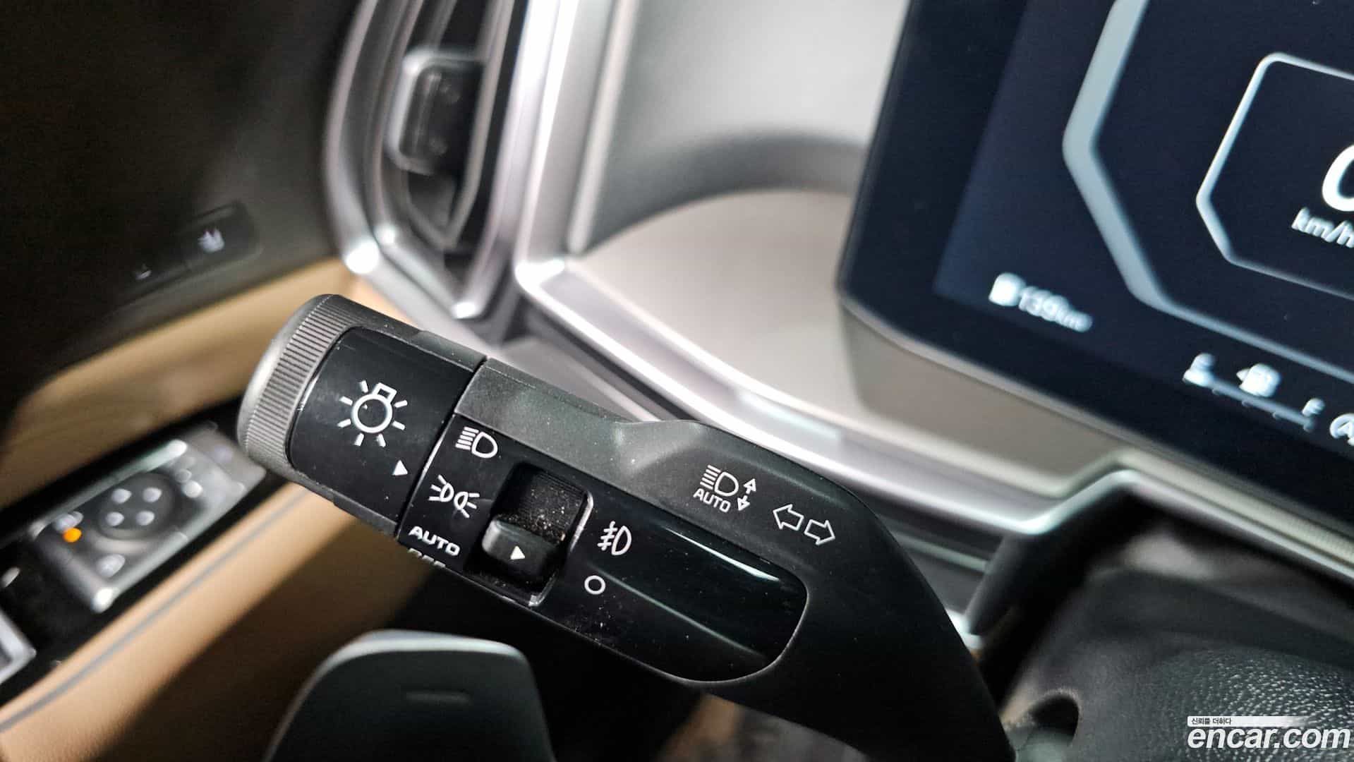 Sorento Kia 2023.11-OPTION-043