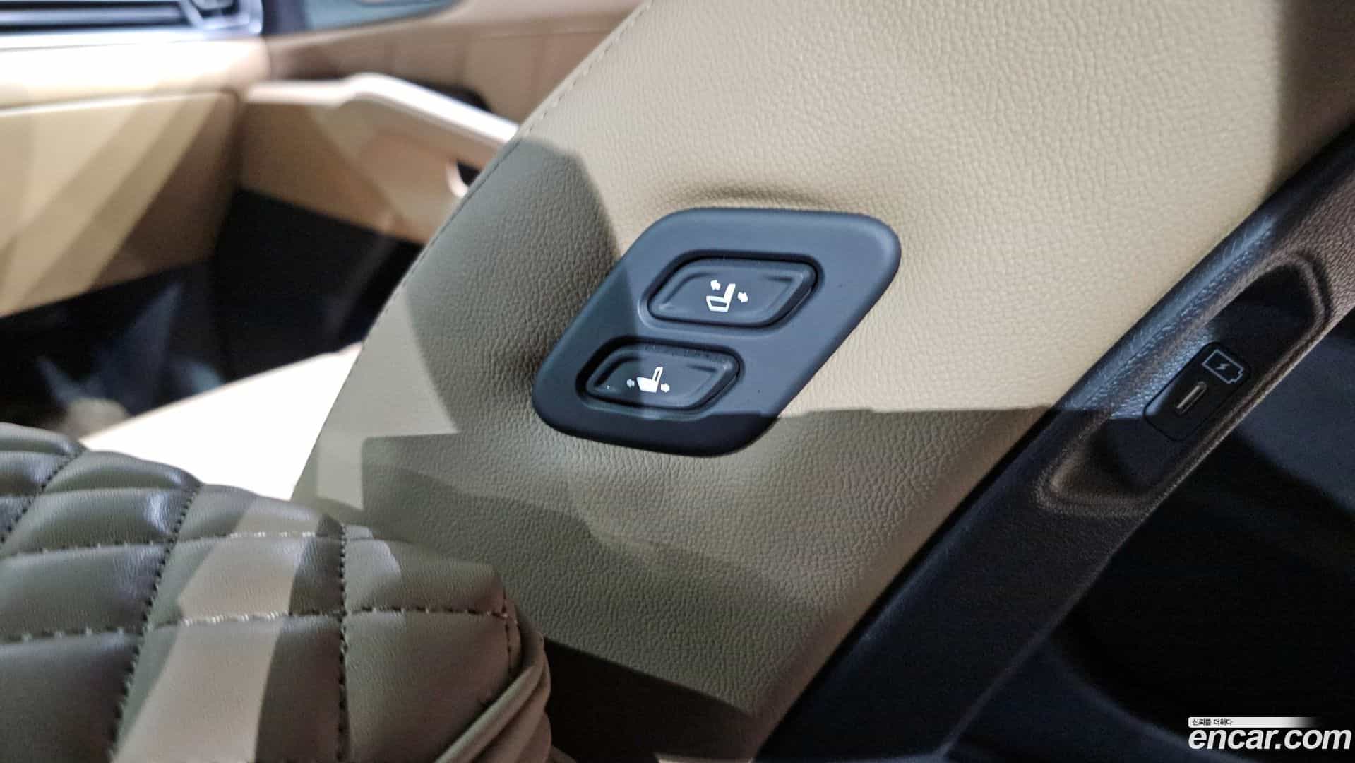 Sorento Kia 2023.11-OPTION-045
