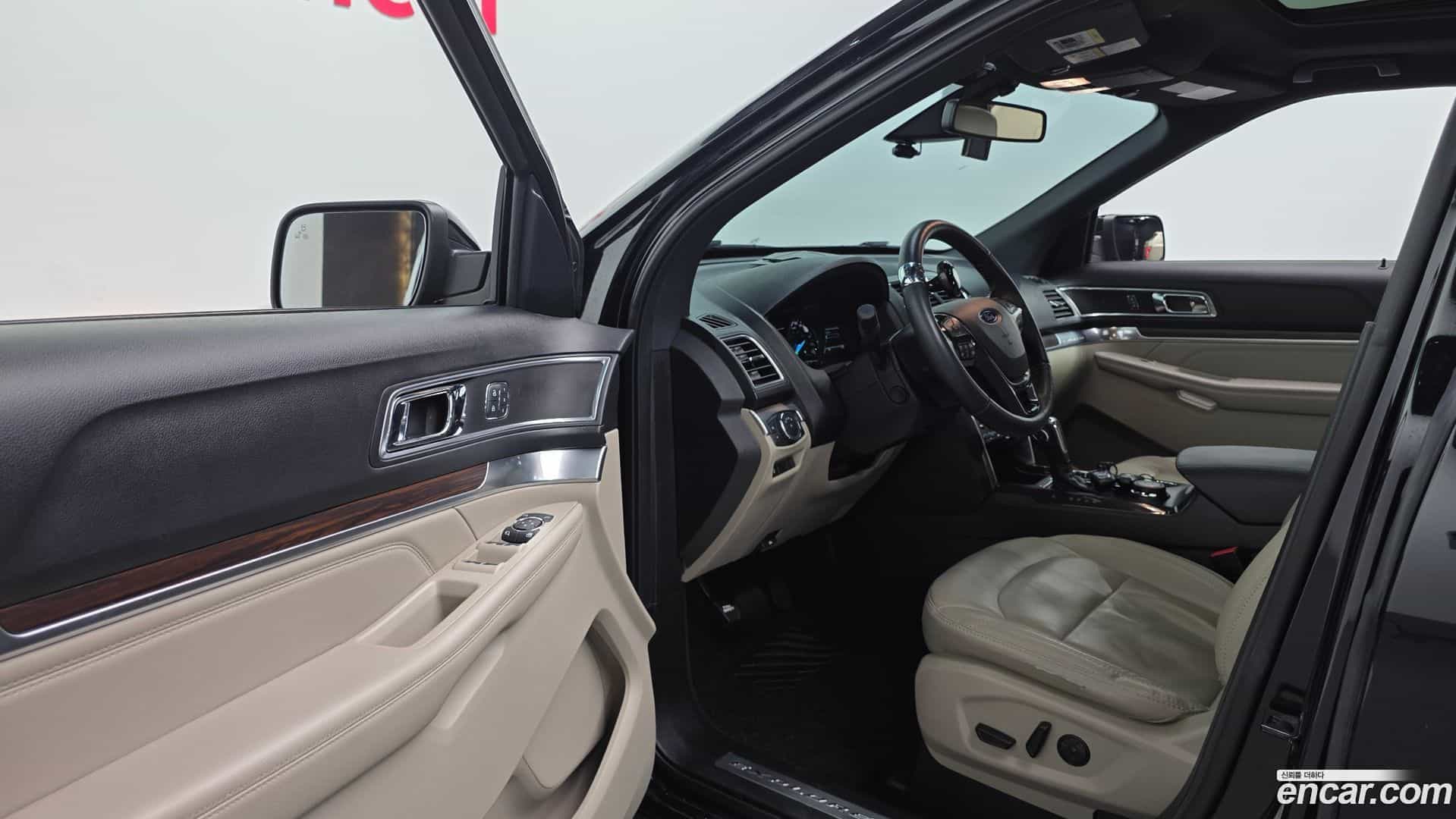 Explorer Ford 2019.2-INNER-010