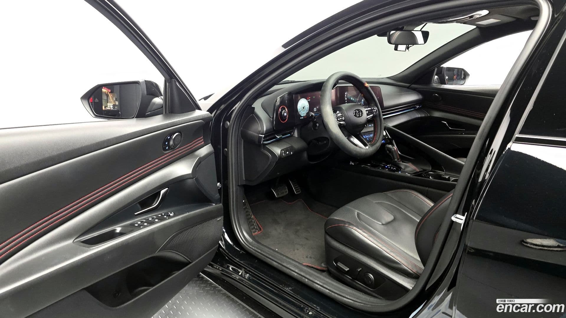 Main__Slider__Photo:AVANTE Hyundai 2022.4-9
