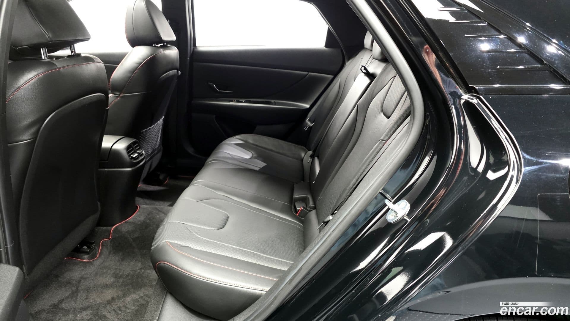 Main__Slider__Photo:AVANTE Hyundai 2022.4-25