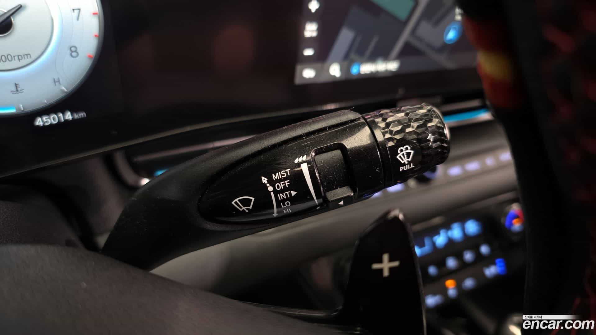 AVANTE Hyundai 2022.4-OPTION-042