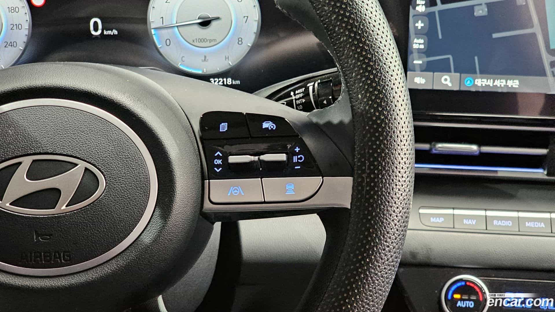 AVANTE Hyundai 2023.9-OPTION-021
