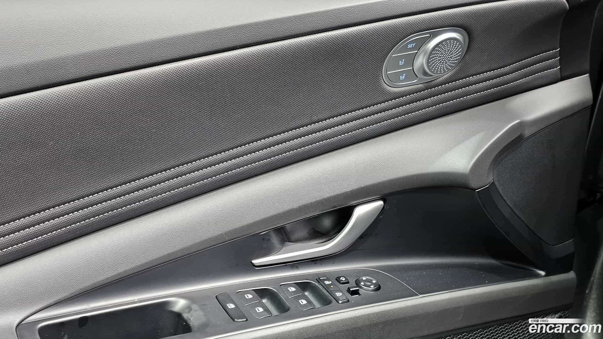 AVANTE Hyundai 2023.9-OPTION-023