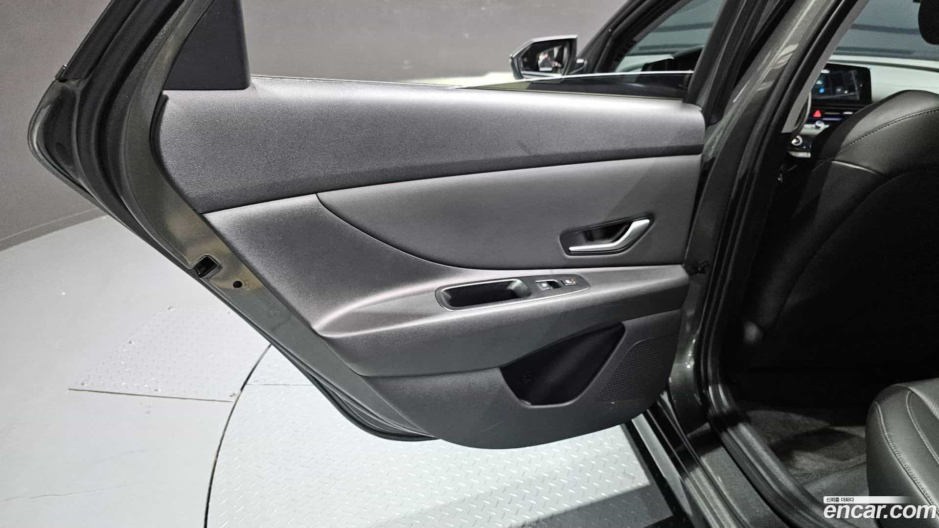 AVANTE Hyundai 2023.9-INNER-035