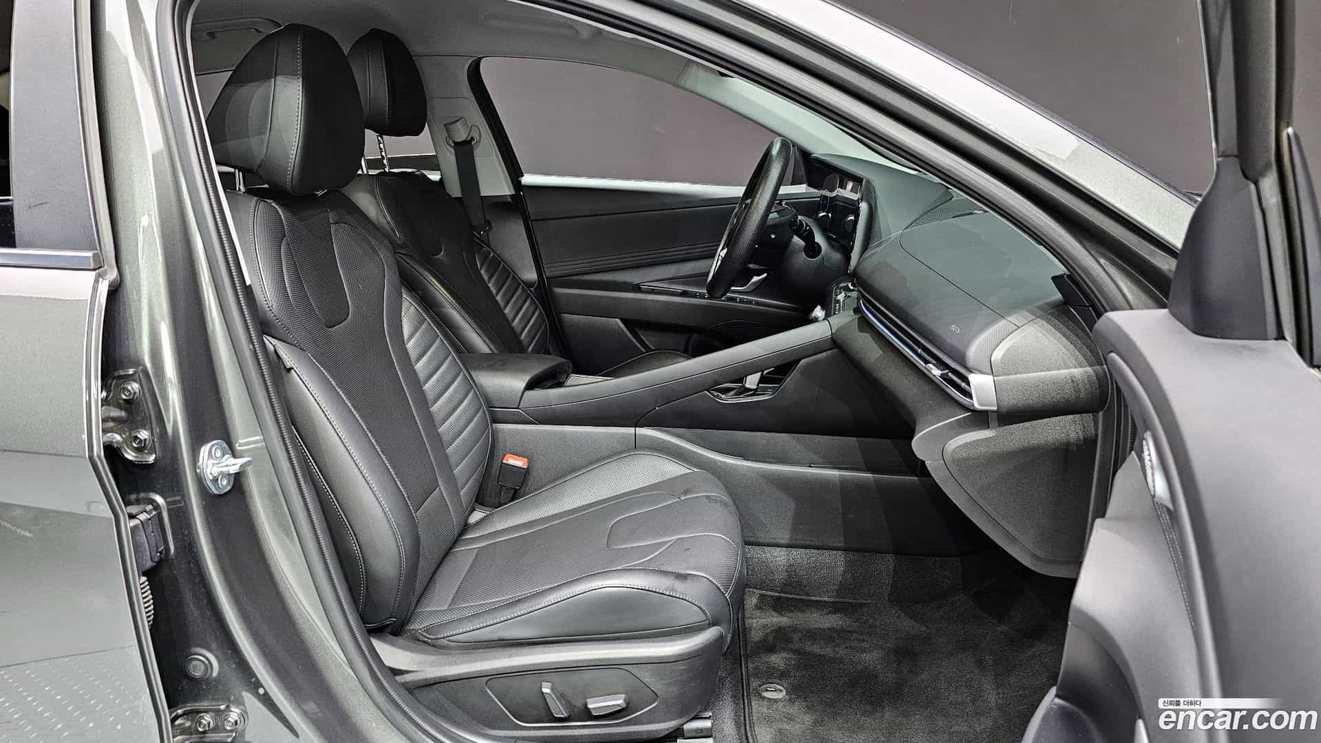 AVANTE Hyundai 2023.9-INNER-036