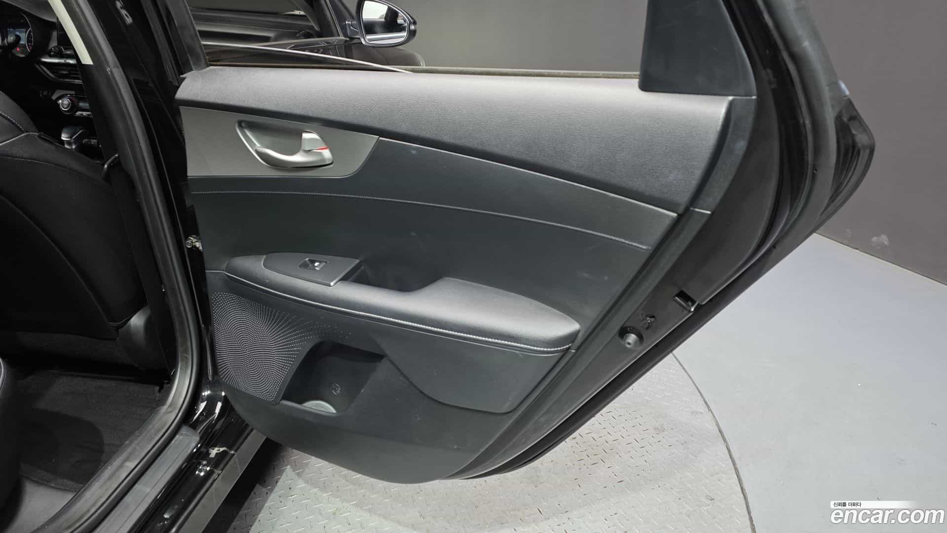 K3 Kia 2018.3-INNER-035