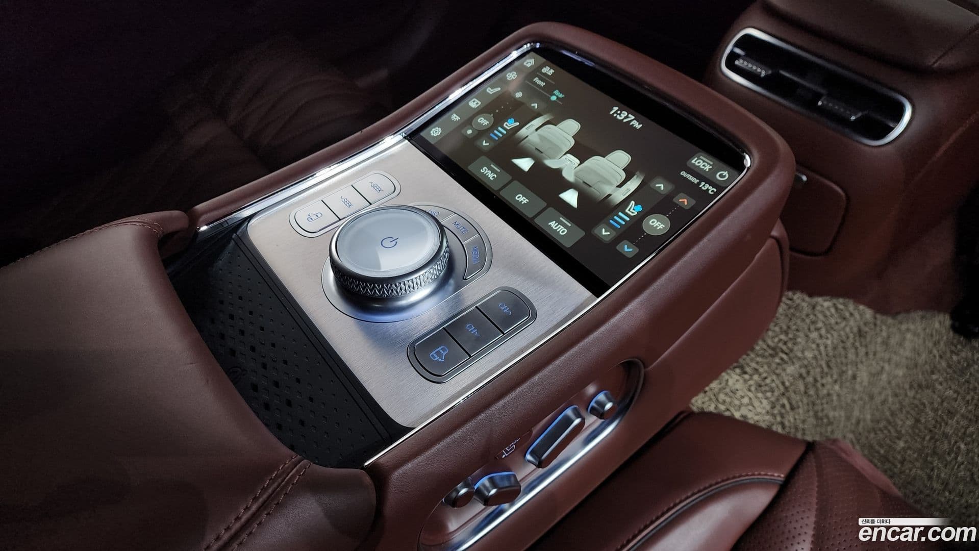 Main__Slider__Photo:G90 Genesis 2023.6-18