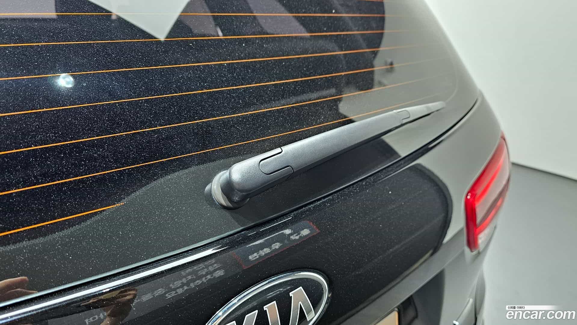Sorento Kia 2015.6-OPTION-043