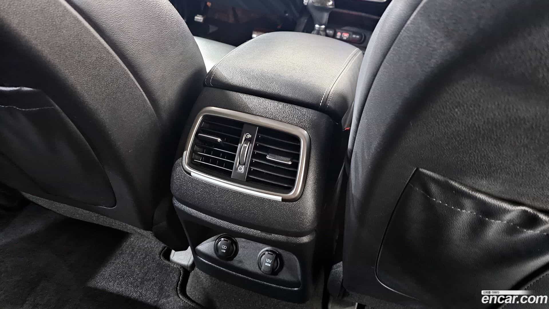 Sorento Kia 2015.6-OPTION-044
