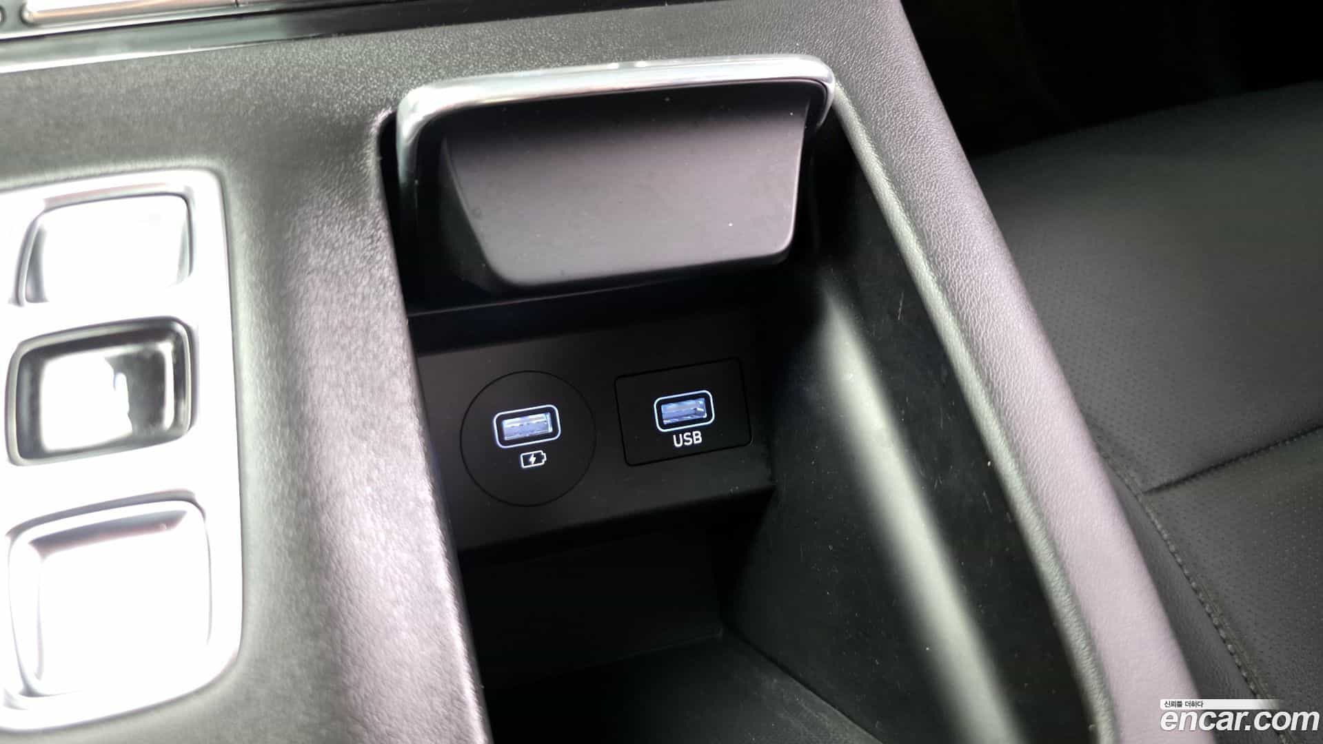 Grandeur Hyundai 2022.0-OPTION-040