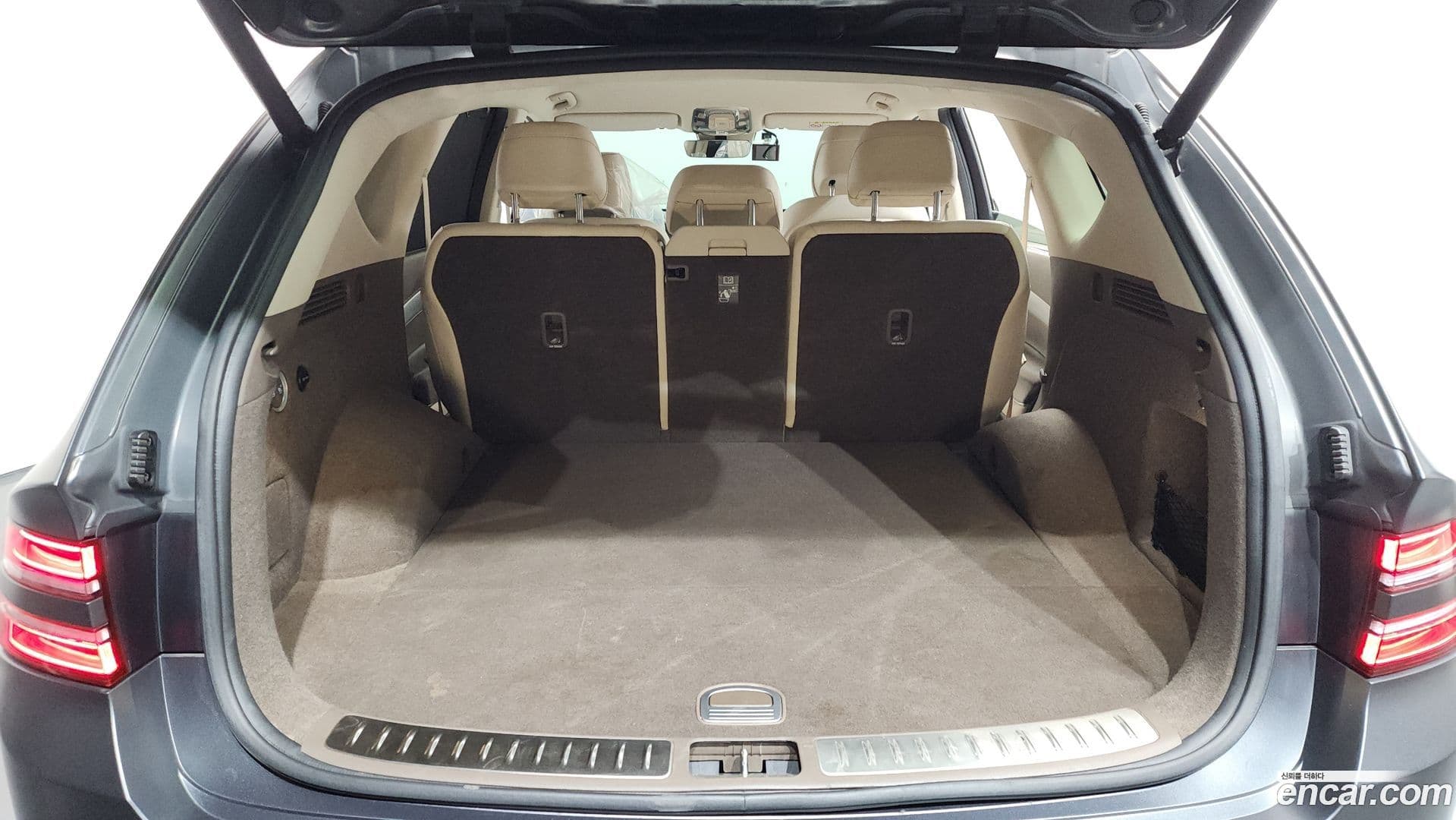 Main__Slider__Photo:GV80 Genesis 2020.3-19