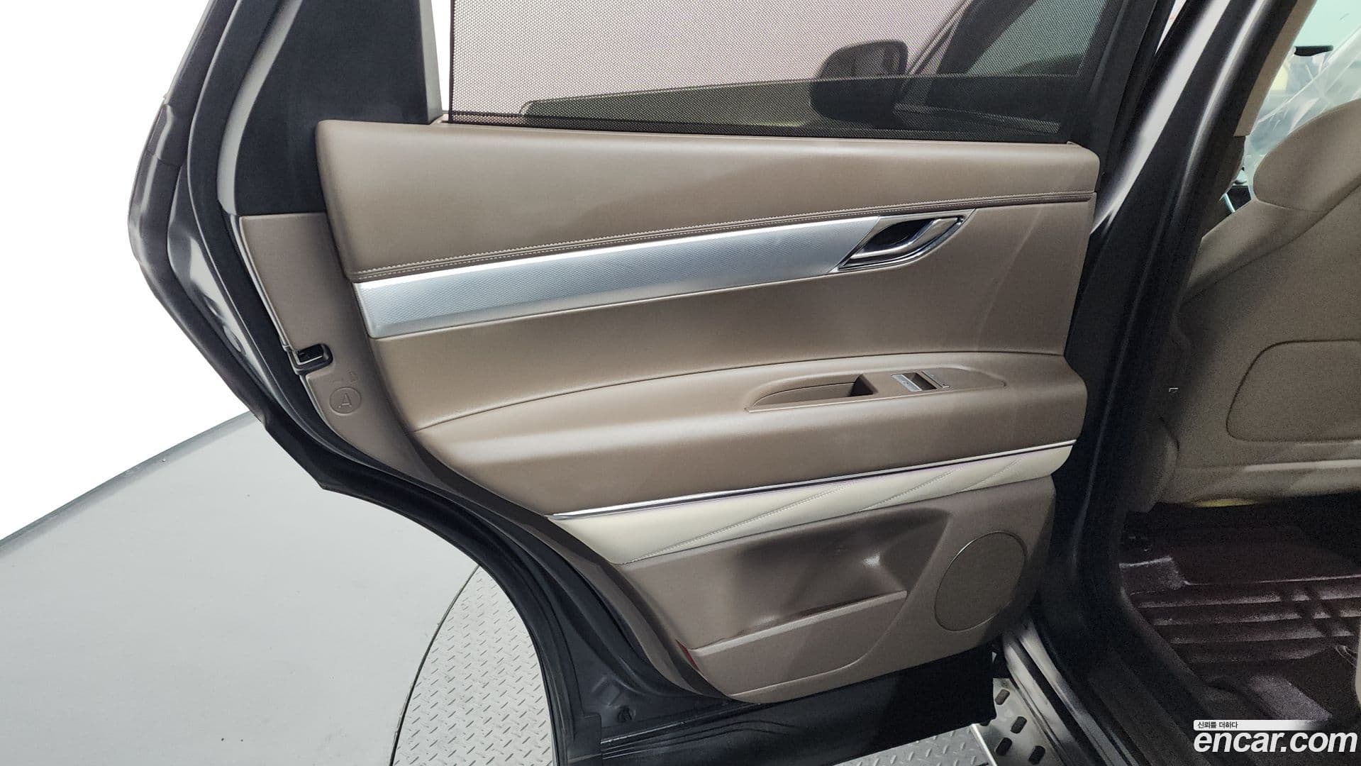 Main__Slider__Photo:GV80 Genesis 2020.3-24