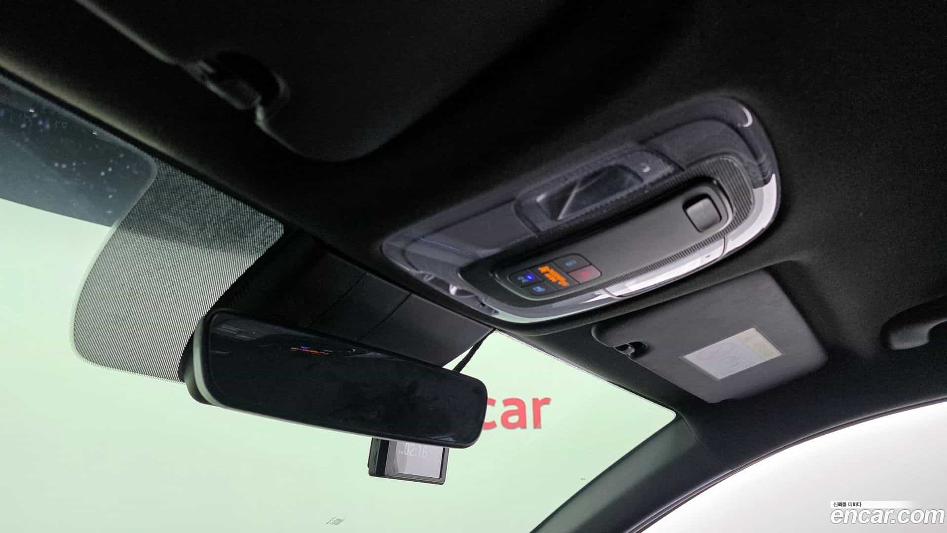 AVANTE Hyundai 2022.10-OPTION-023