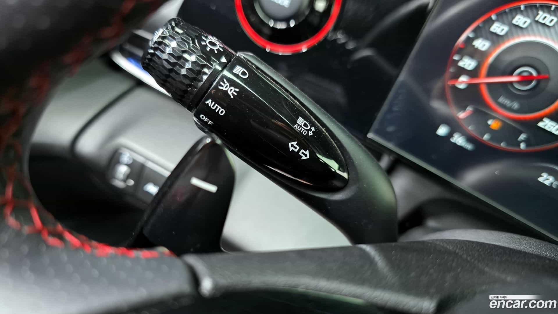 AVANTE Hyundai 2022.10-OPTION-046