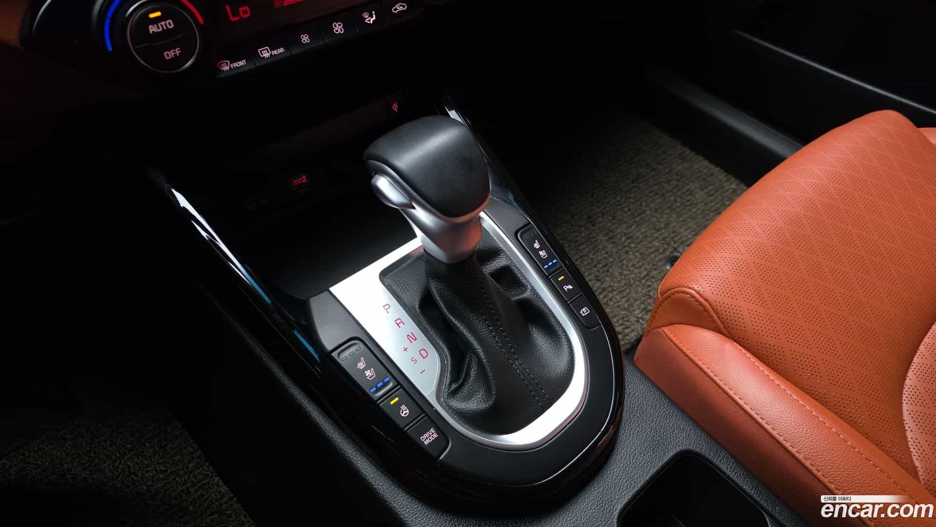 K3 Kia 2024.0-INNER-009
