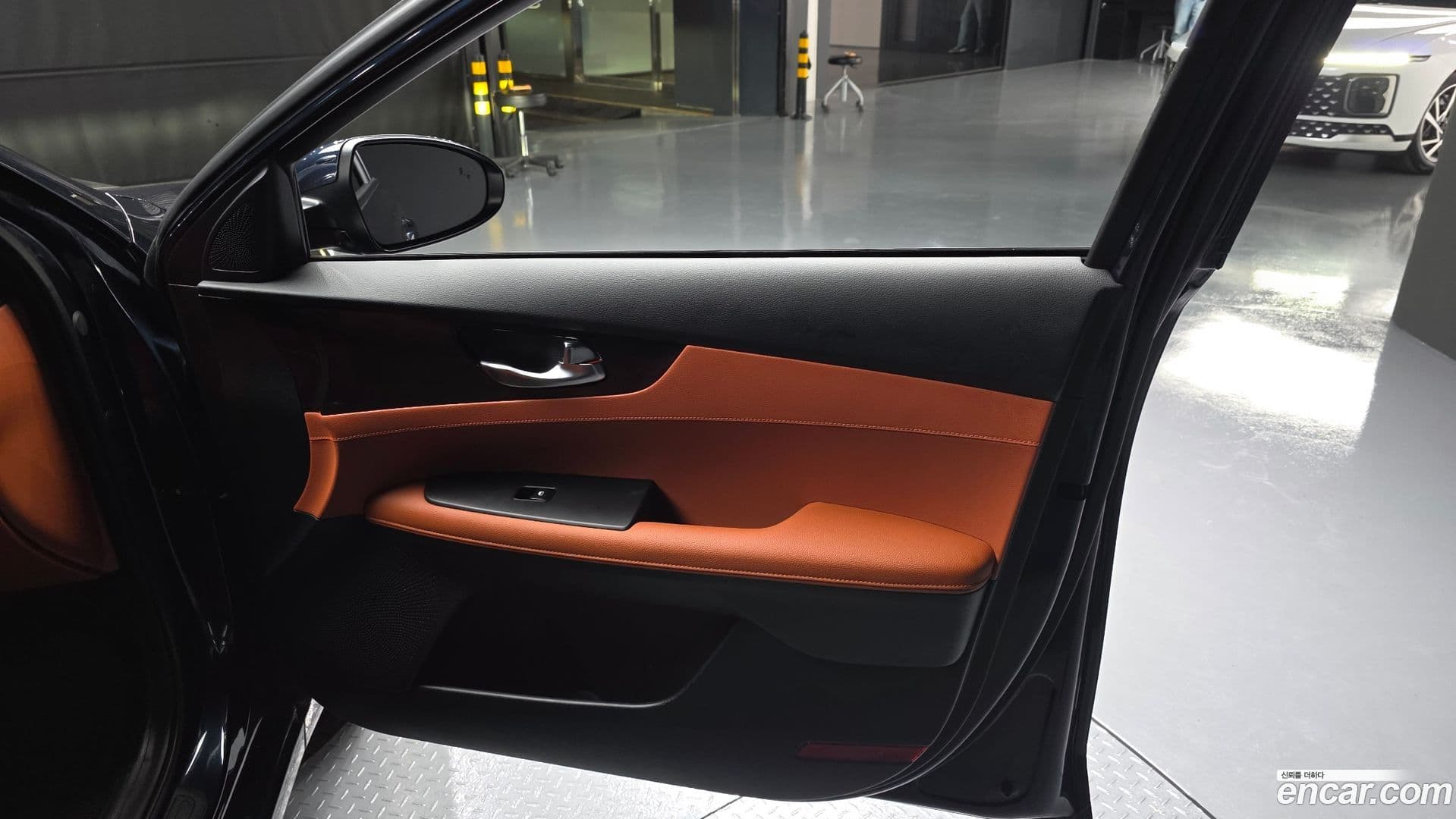 Main__Slider__Photo:K3 Kia 2024.0-23