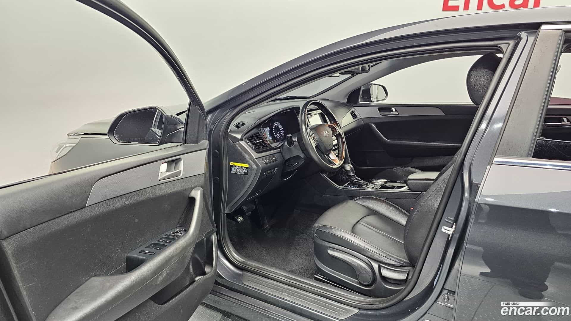 Sonata Hyundai 2019.0-INNER-010