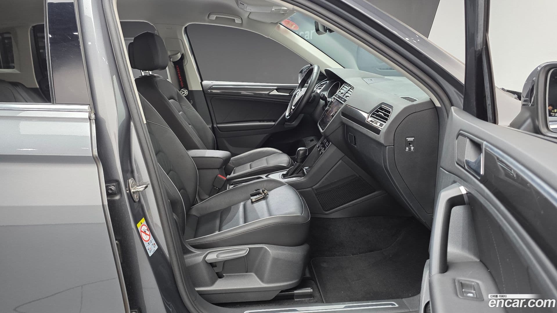 Main__Slider__Photo:Tiguan Volkswagen 2020.8-10