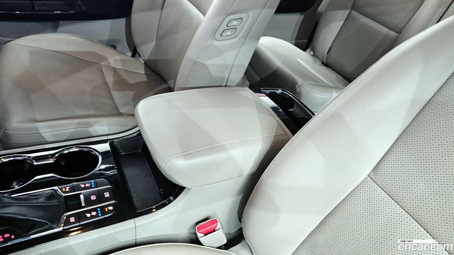 Canival Kia 2019.3-OPTION-040