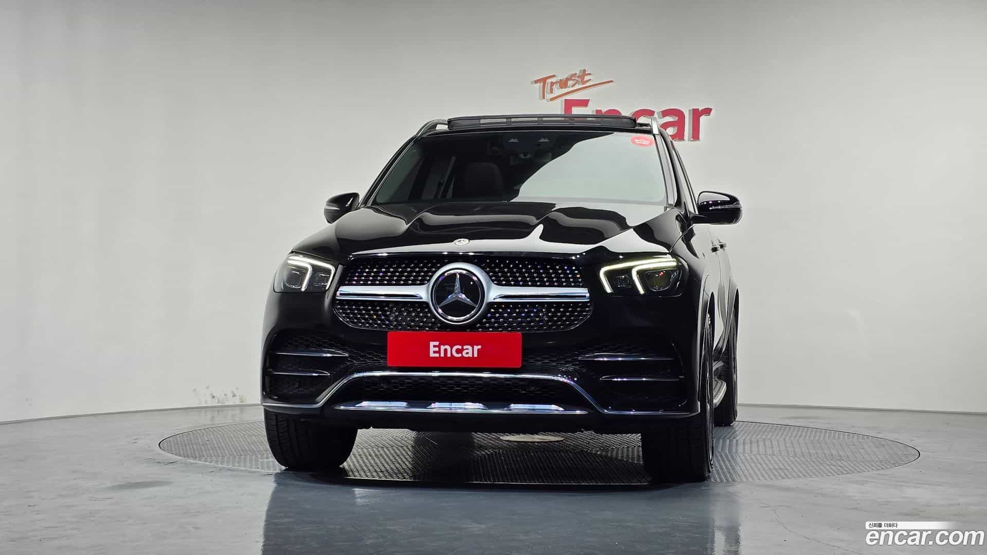 GLE-Class Mercedes-Benz 2020.8-OUTER-003