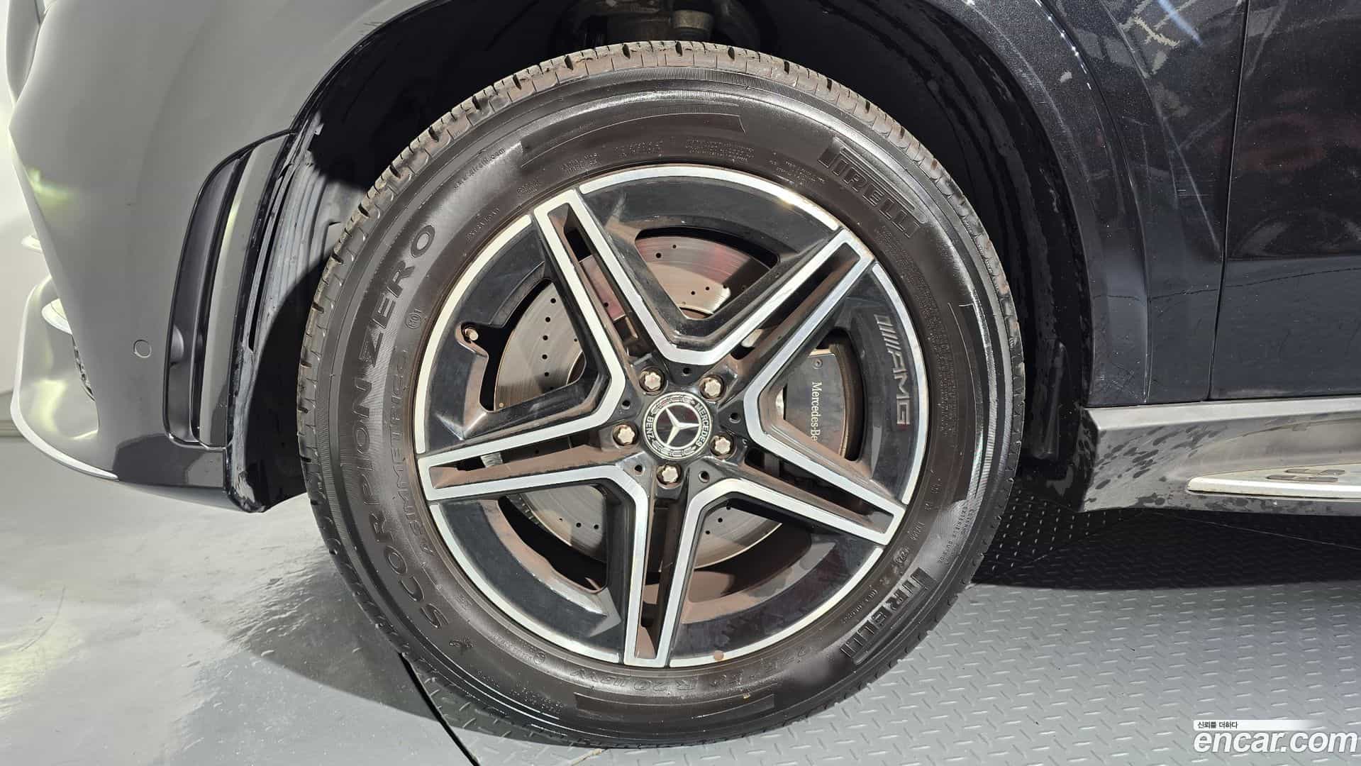 GLE-Class Mercedes-Benz 2020.8-OUTER-005