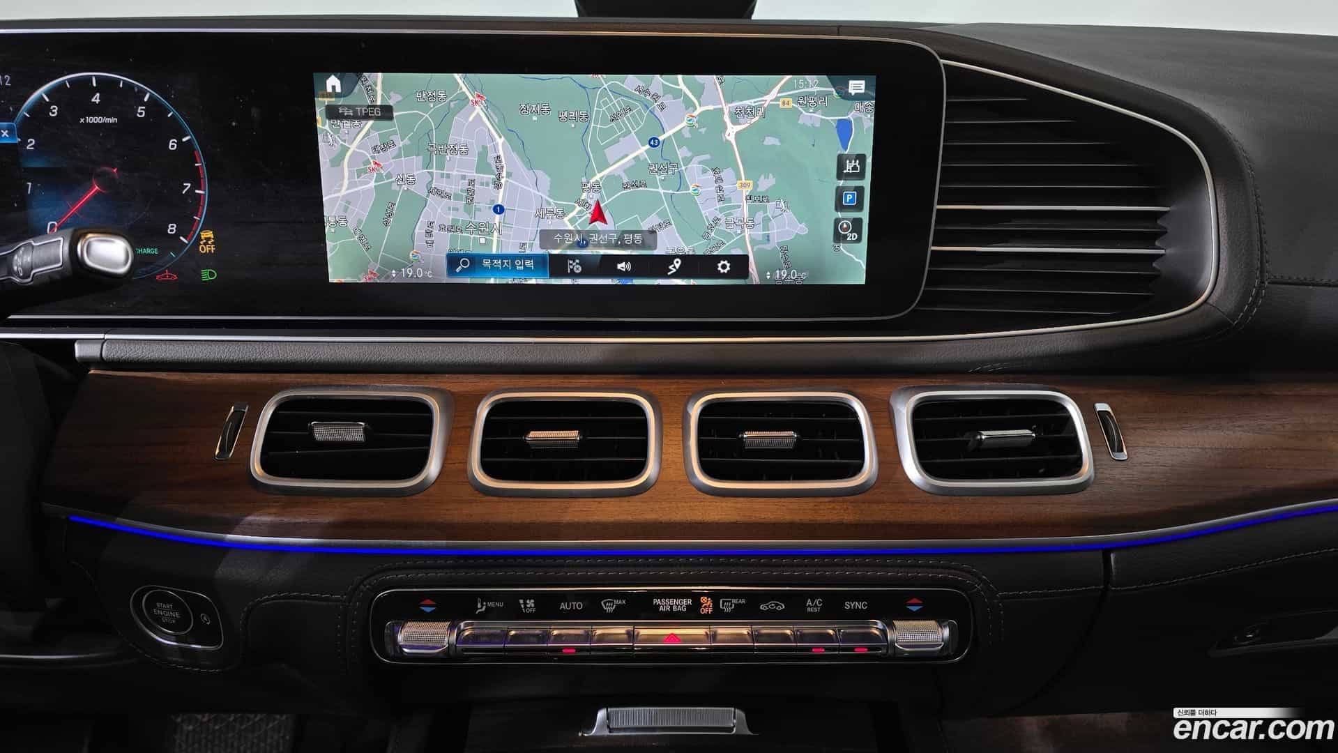 GLE-Class Mercedes-Benz 2020.8-OPTION-017