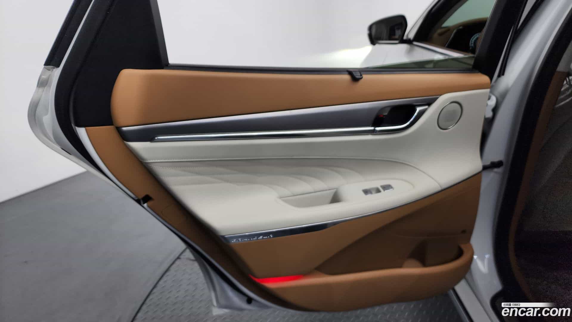 Grandeur Hyundai 2020.8-INNER-035