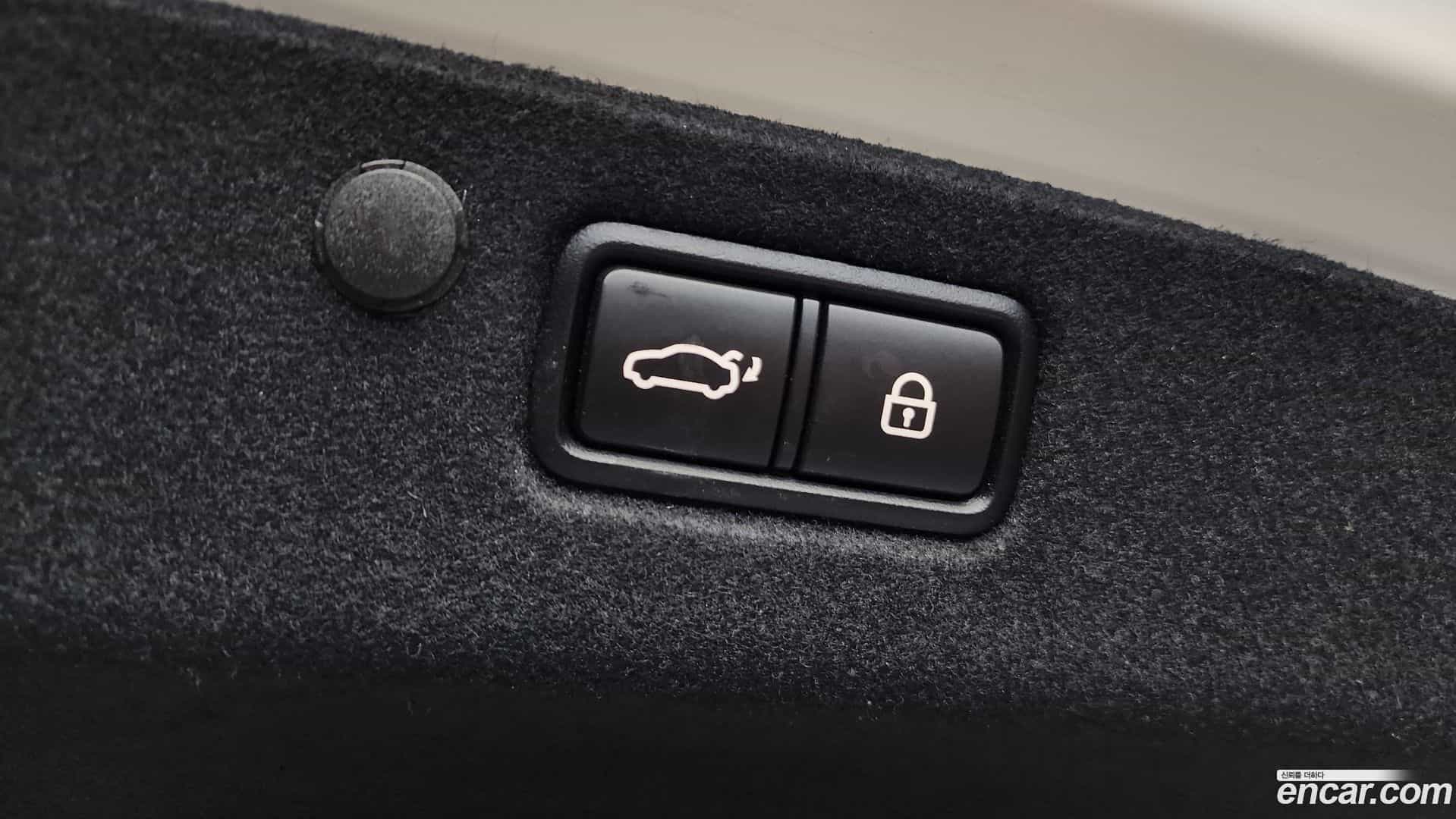 Grandeur Hyundai 2020.8-OPTION-044