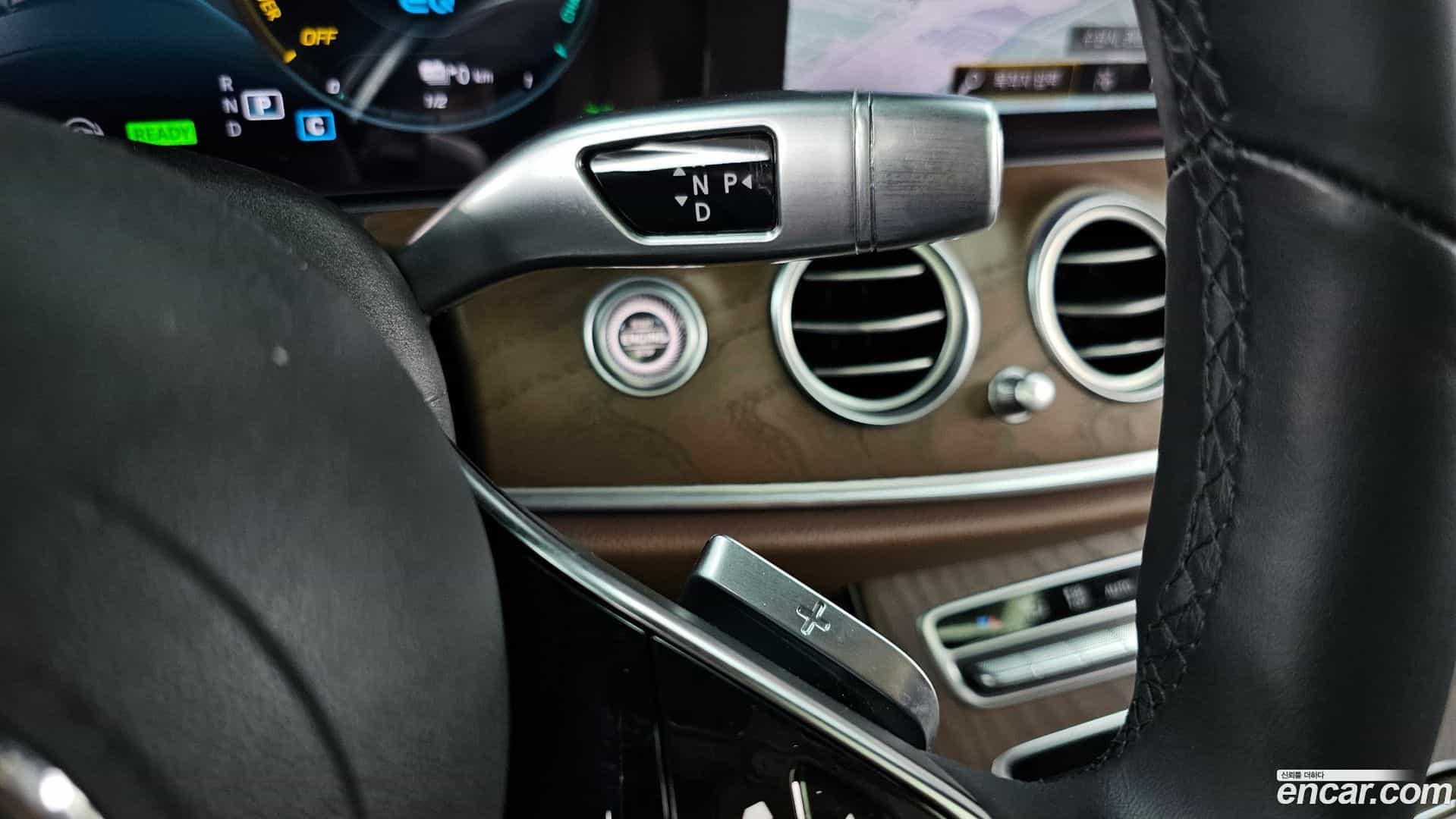 E-Class Mercedes-Benz 2021.5-OPTION-041