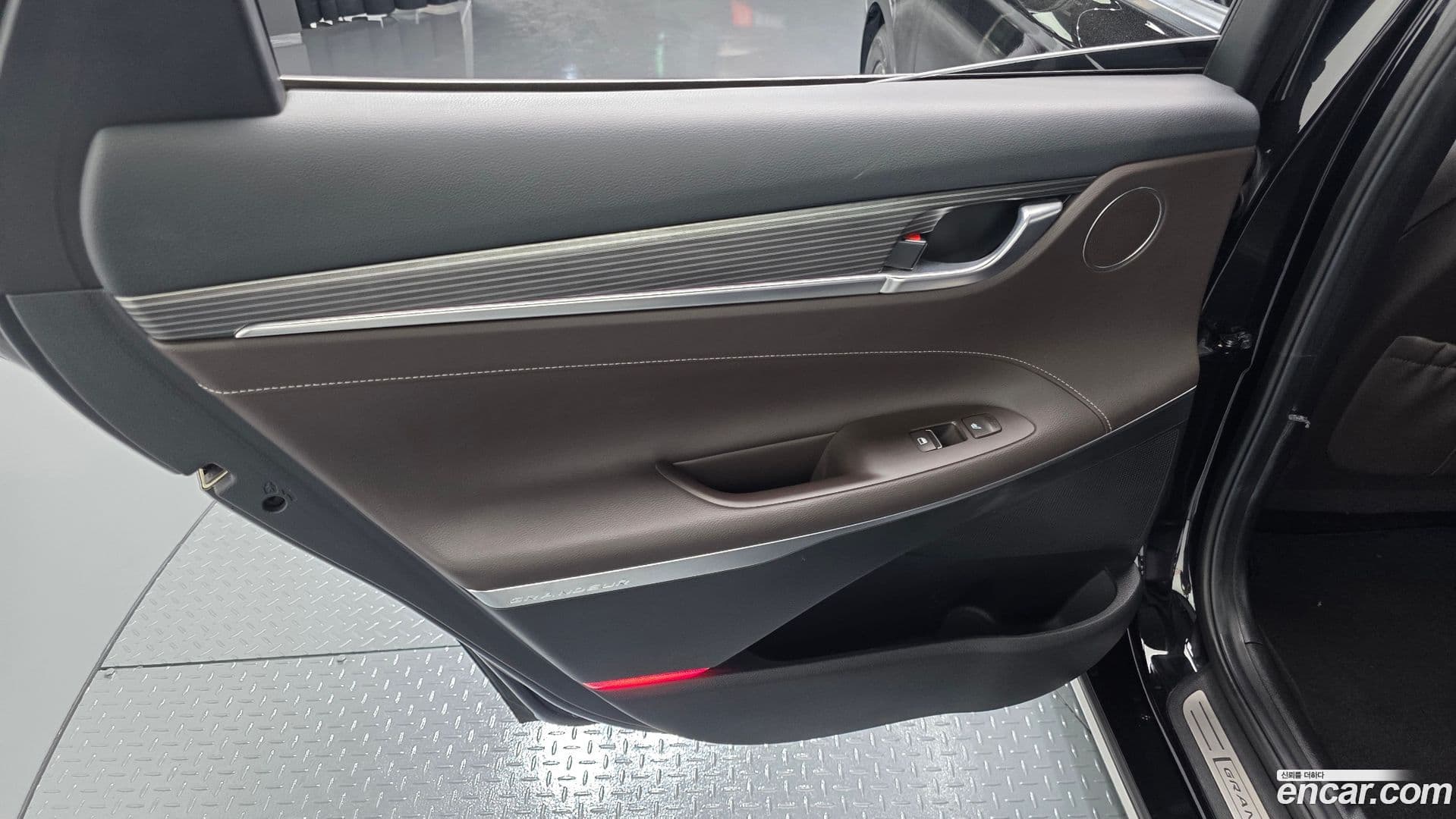 Main__Slider__Photo:Grandeur Hyundai 2019.11-24