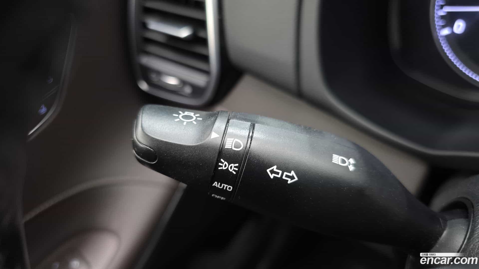 Grandeur Hyundai 2019.11-OPTION-043