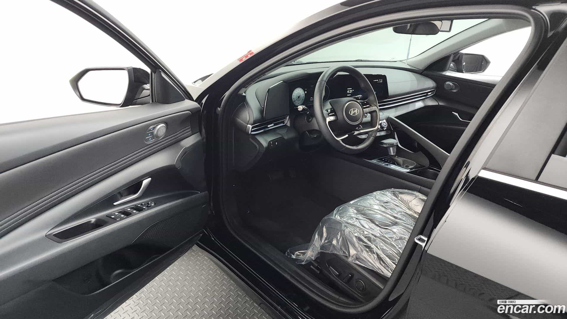 AVANTE Hyundai 2024.11-INNER-010