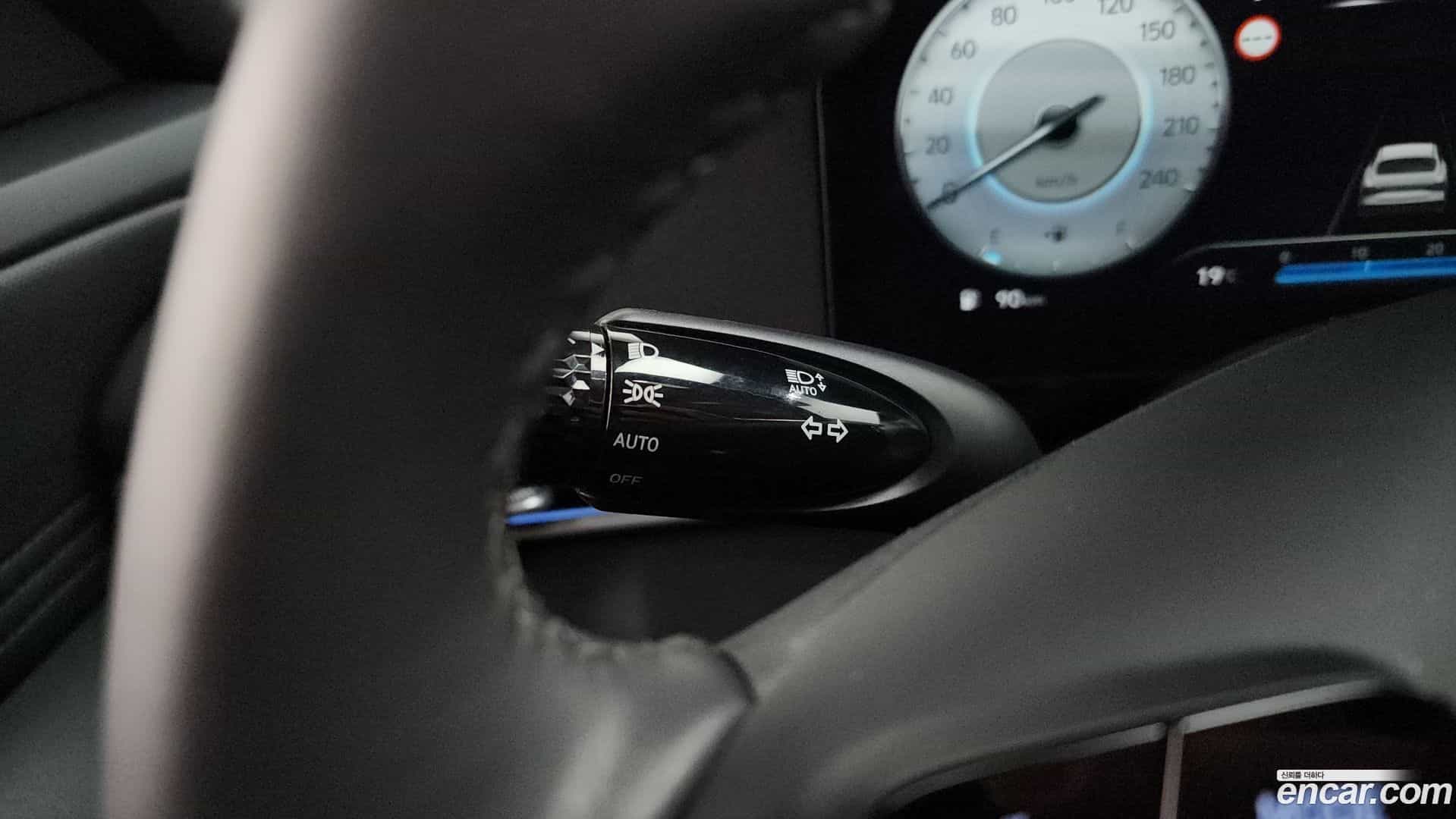 AVANTE Hyundai 2024.11-OPTION-021