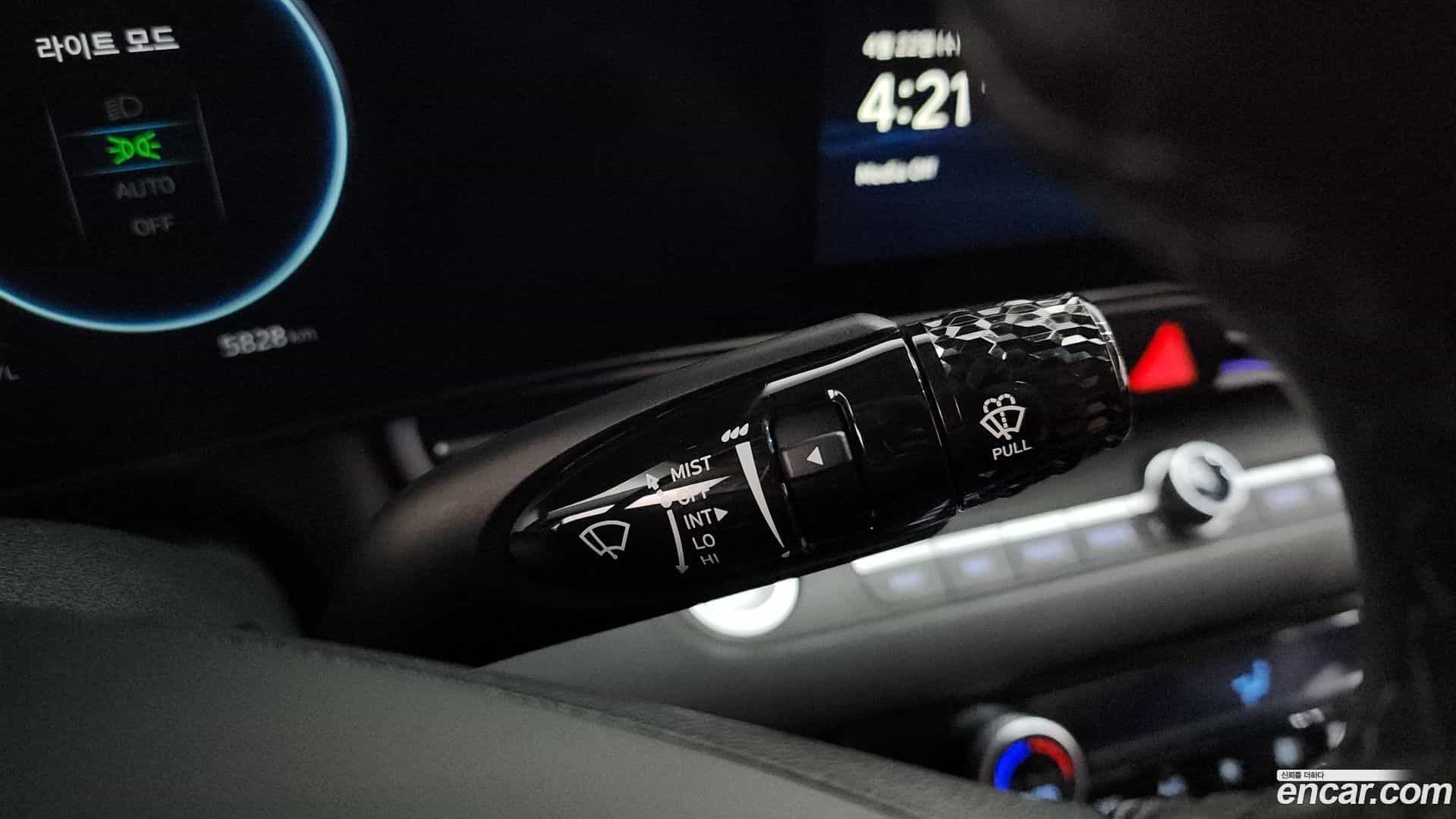 AVANTE Hyundai 2024.11-OPTION-043