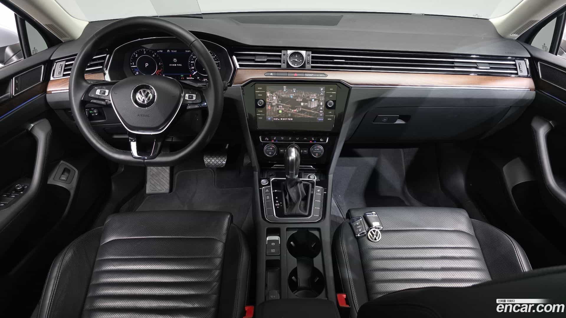 Passat Volkswagen 2018.2-INNER-007