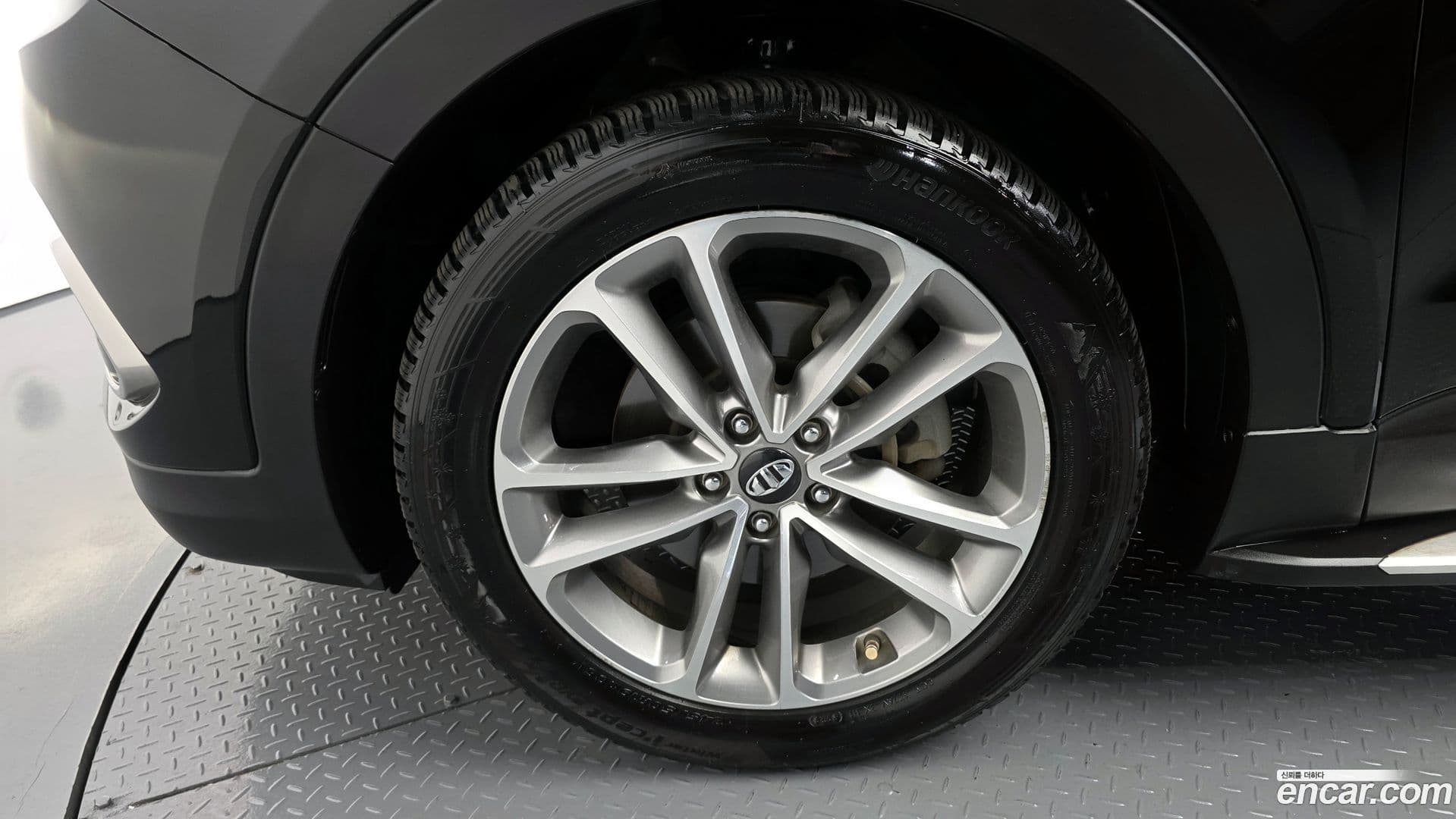 Main__Slider__Photo:Santafe Hyundai 2016.1-4