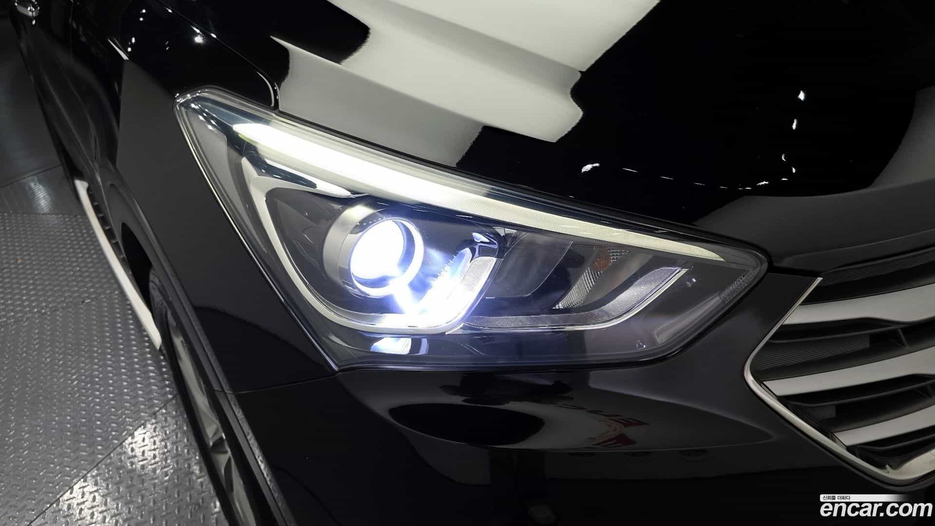 Santafe Hyundai 2016.1-OUTER-032