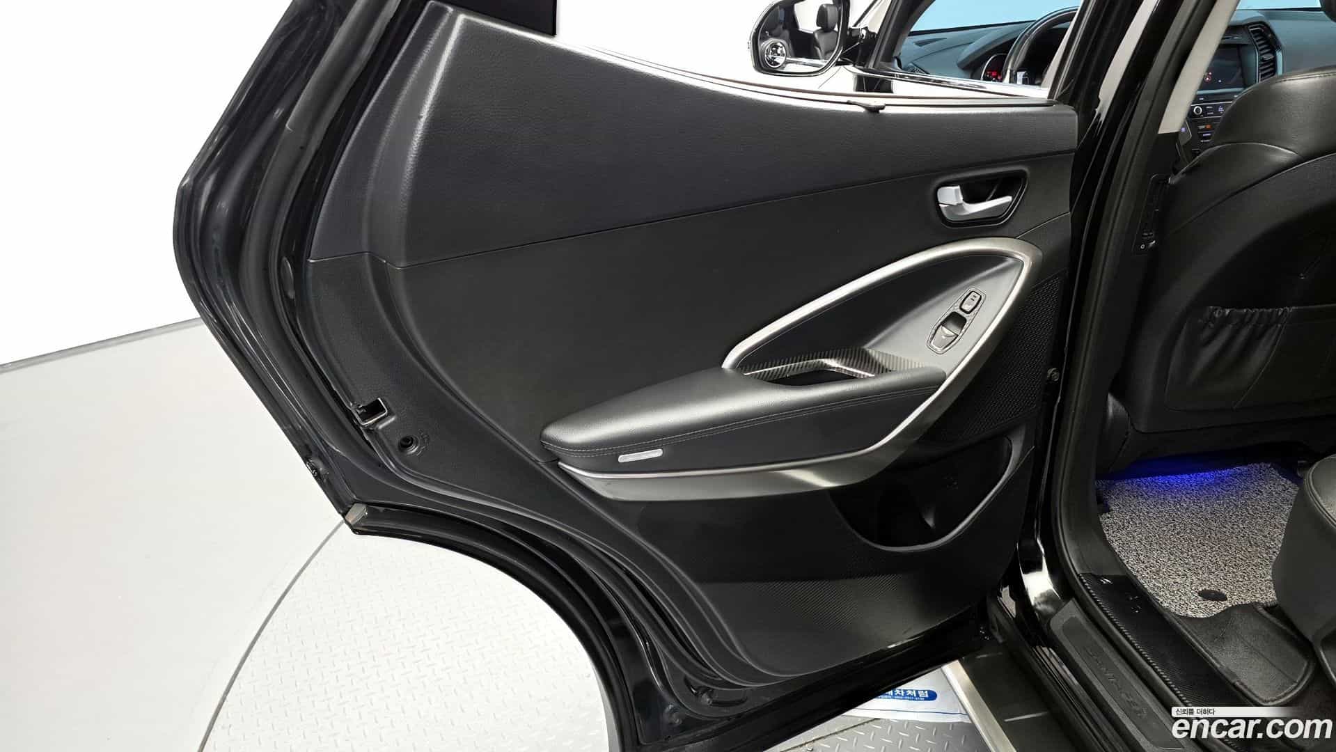 Santafe Hyundai 2016.1-INNER-035