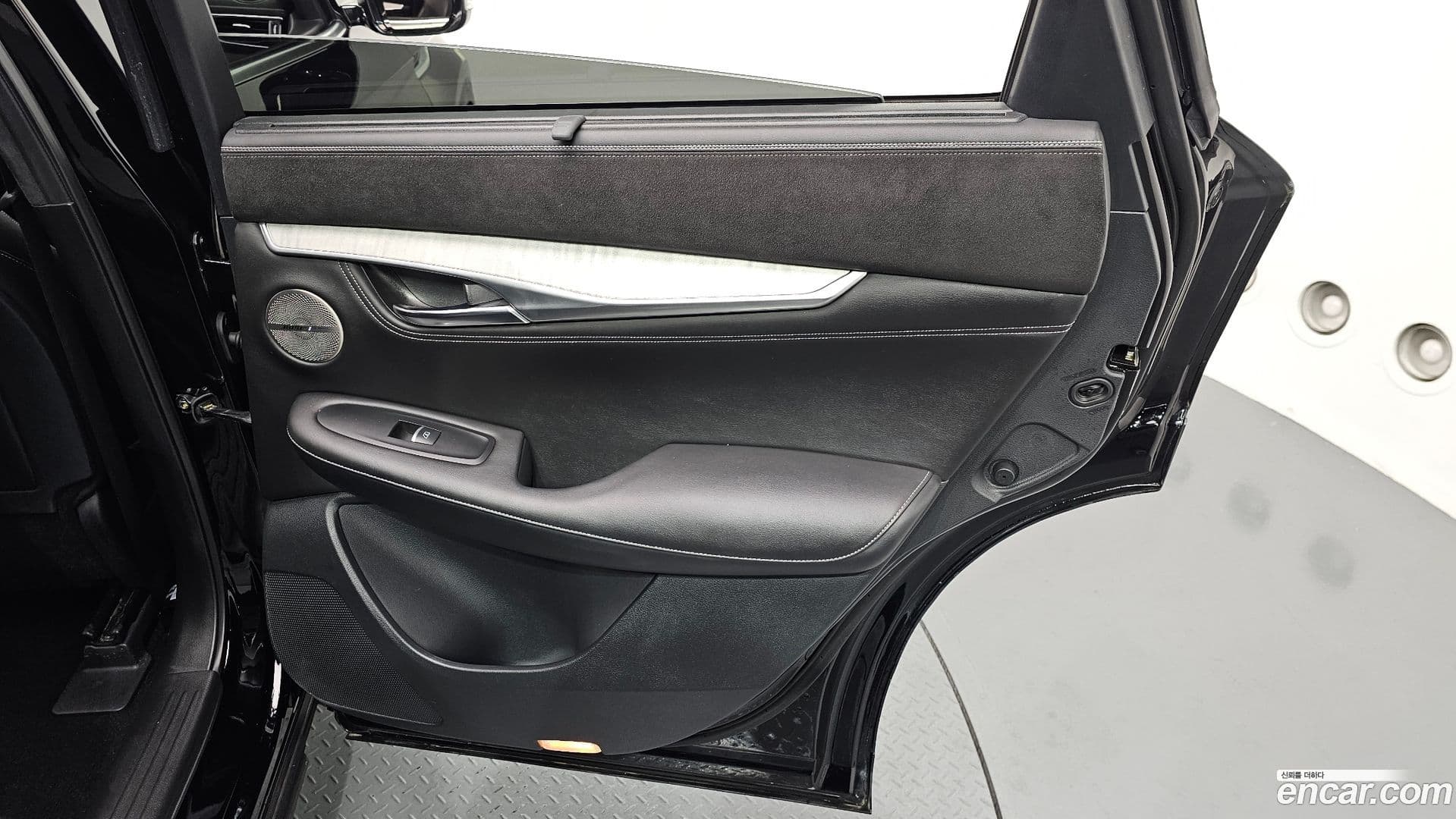 Main__Slider__Photo:QX50 Infiniti 2019.11-24