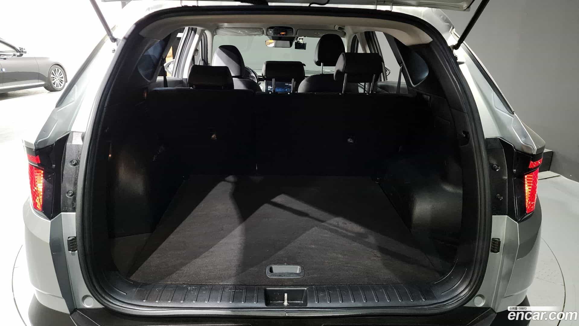 Tucson Hyundai 2023.7-OPTION-024