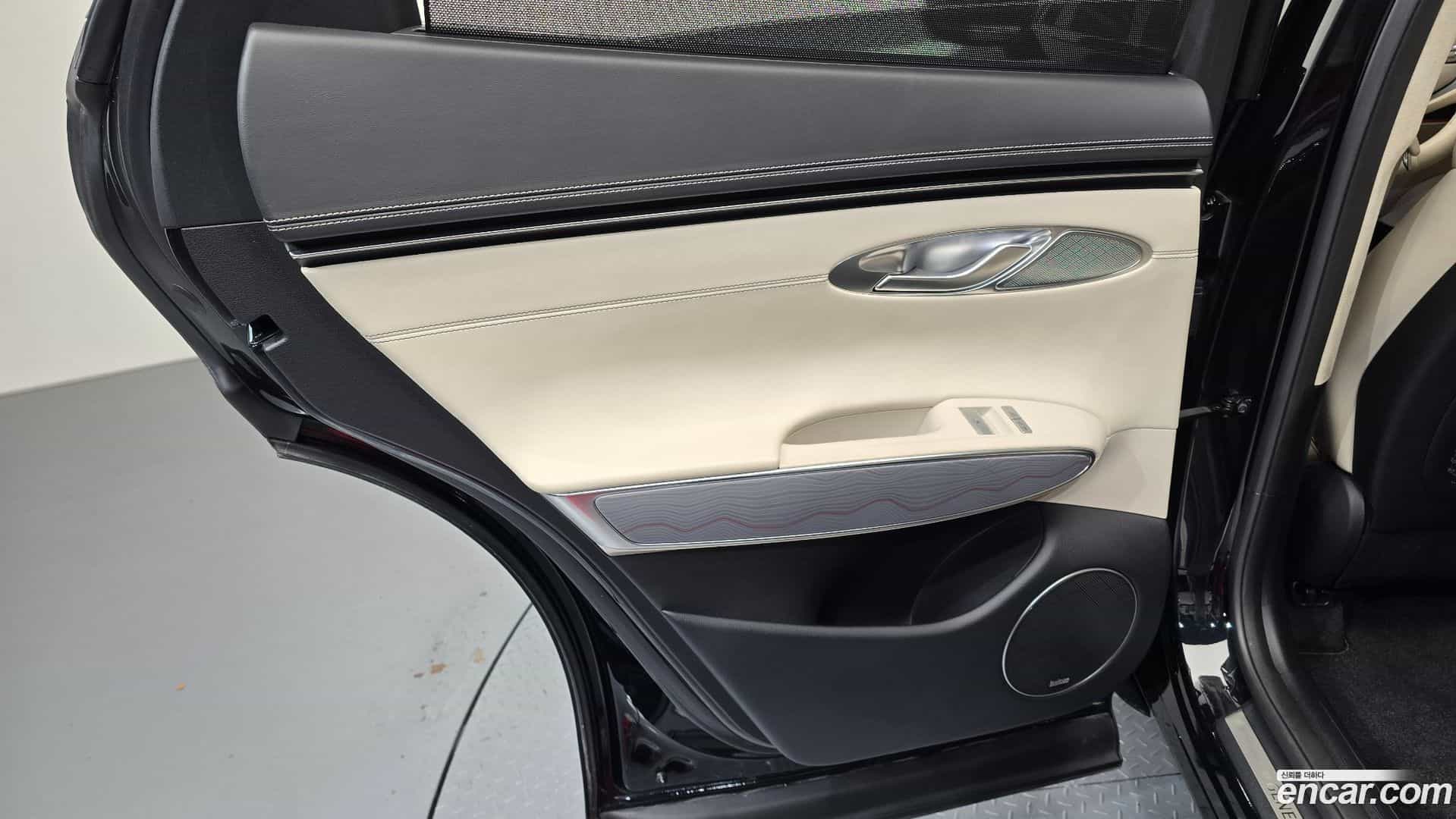 GV70 Genesis 2021.2-INNER-035